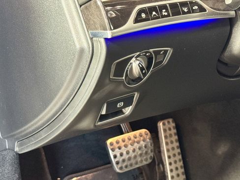 Used 2019 Mercedes-Benz S 63 AMG S 4MATIC Sedan image 10