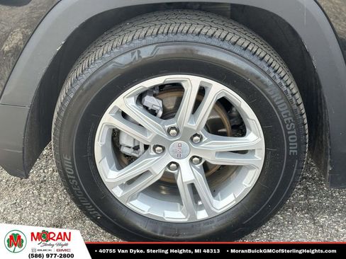 Certified 2023 GMC Terrain SLE w/ Driver Convenience Package AWD/4WD image 9