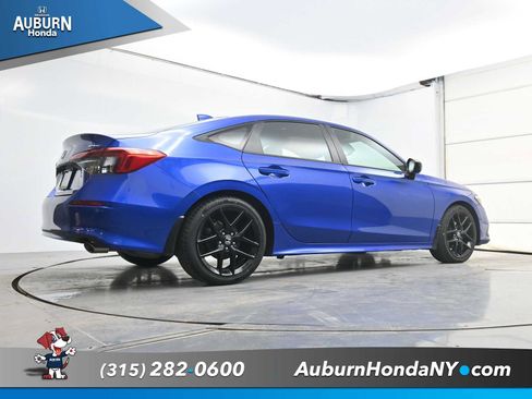 Used 2024 Honda Civic Sport image 23