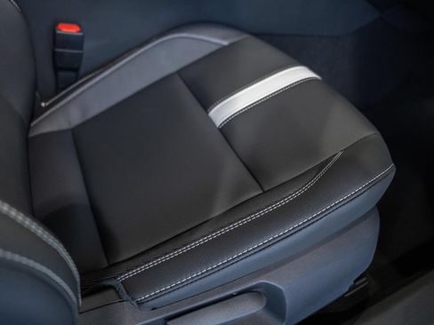 New 2026 Toyota Camry SE FWD image 29