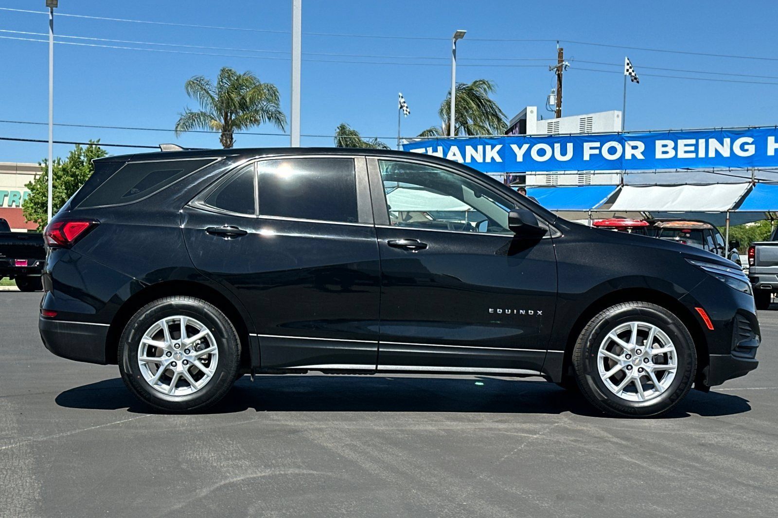 Used 2023 Chevrolet Equinox LS w/ LPO, Floor Liner Package FWD image 3