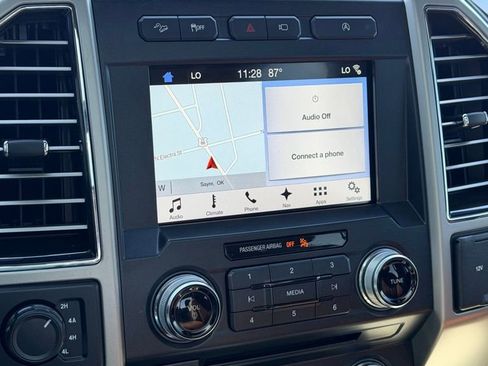 Used 2018 Ford F150 King Ranch w/ Equipment Group 601A Luxury AWD/4WD image 22