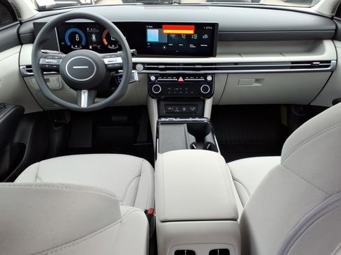 New 2026 Hyundai Tucson Blue SE image 8