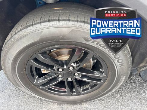 Used 2022 Ford Explorer XLT w/ Equipment Group 202A AWD/4WD image 10