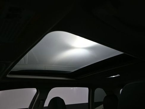 Used 2019 Subaru Forester Limited w/ Popular Package #3 image 25