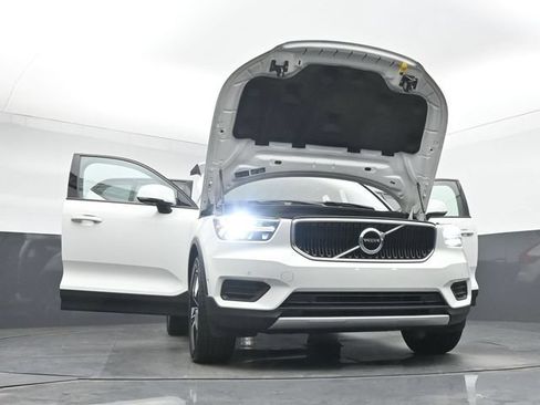 Used 2019 Volvo XC40 T5 Momentum AWD/4WD image 52