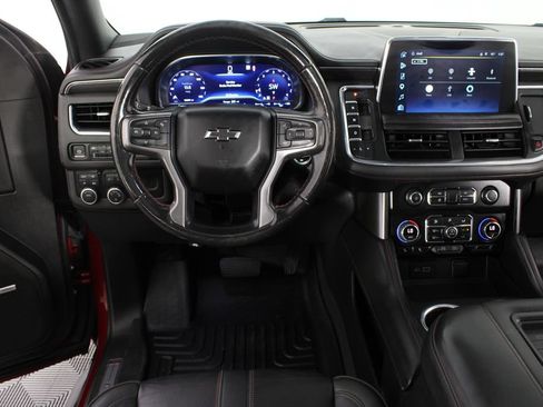 Used 2023 Chevrolet Suburban RST AWD/4WD image 12