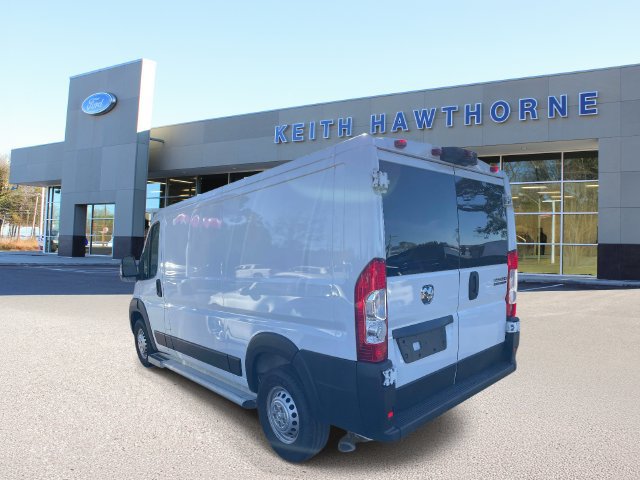 Used 2025 RAM ProMaster 2500 w/ U-Haul Equipment Group FWD image 4