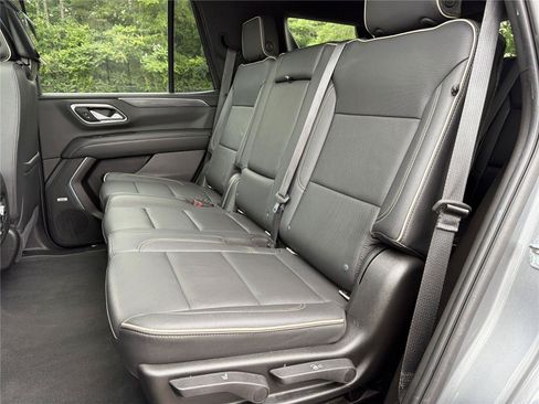 Used 2021 GMC Yukon SLT w/ SLT Luxury Plus Package AWD/4WD image 27