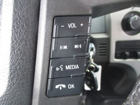 Used 2014 Ford F150 XLT w/ Equipment Group 302A Luxury AWD/4WD image 28