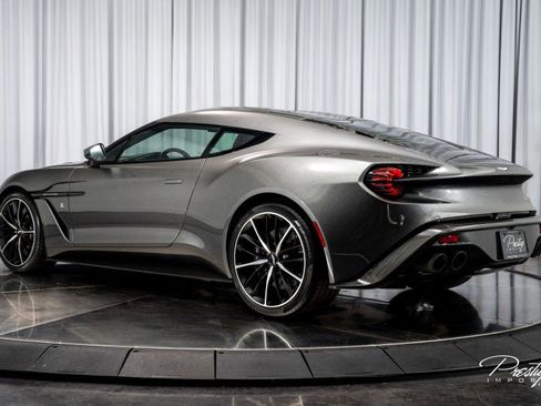 Used 2018 Aston Martin Vanquish Zagato image 22