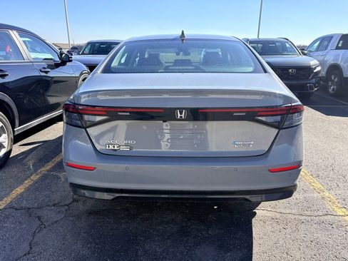 Used 2024 Honda Accord Touring image 6
