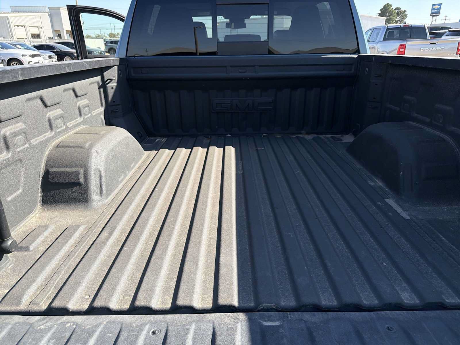 Used 2024 GMC Sierra 1500 SLT AWD/4WD image 27