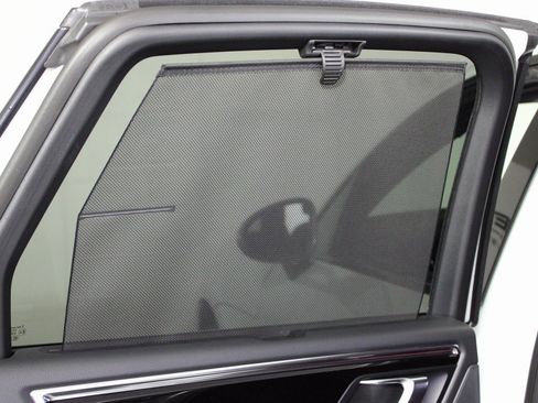 Used 2026 Porsche Macan Turbo image 33