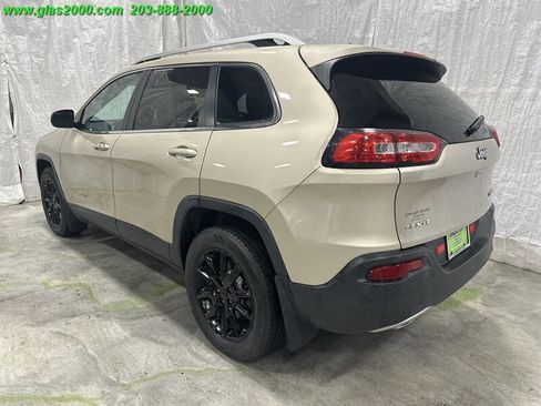 Used 2014 Jeep Cherokee Limited AWD/4WD image 7