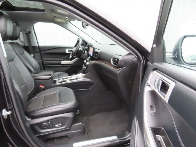 Used 2020 Ford Explorer Limited w/ Class III Trailer Tow Package AWD/4WD image 24