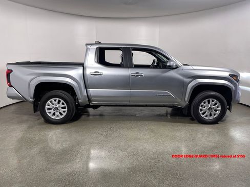 Certified 2024 Toyota Tacoma SR5 image 2