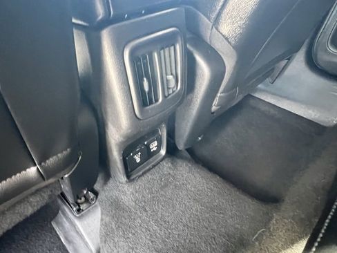 Used 2018 Jeep Compass Limited w/ Navigation Group image 25