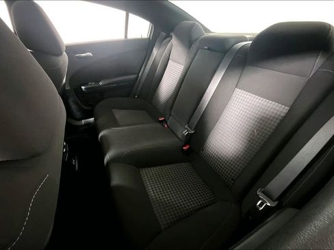 Used 2020 Dodge Charger R/T w/ Blacktop Package image 26