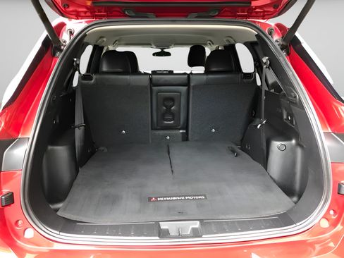 Used 2022 Mitsubishi Outlander SEL AWD/4WD image 9