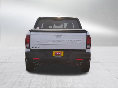 New 2026 Honda Ridgeline Black Edition image 6
