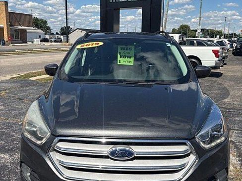 Used 2019 Ford Escape SEL AWD/4WD image 2