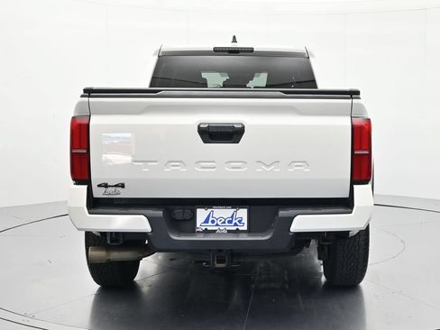 Used 2024 Toyota Tacoma TRD Off-Road AWD/4WD image 6