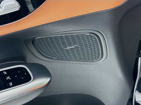 Certified 2026 Mercedes-Benz GLC 300 4MATIC image 19