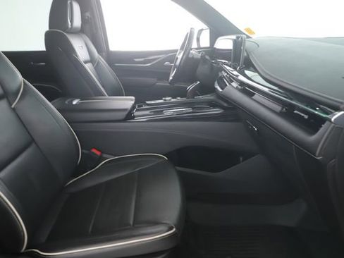 Used 2022 Cadillac Escalade ESV Sport w/ Touring Package image 33