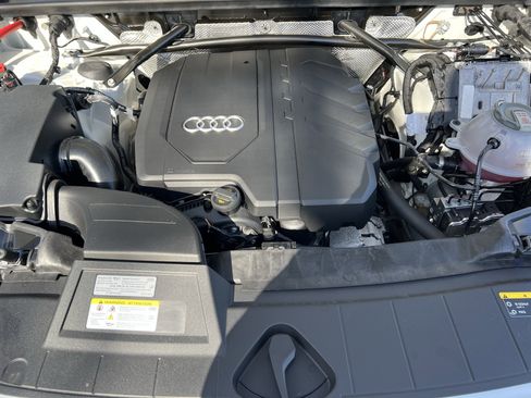 Certified 2024 Audi Q5 2.0T Premium w/ Summer of Audi Package image 36