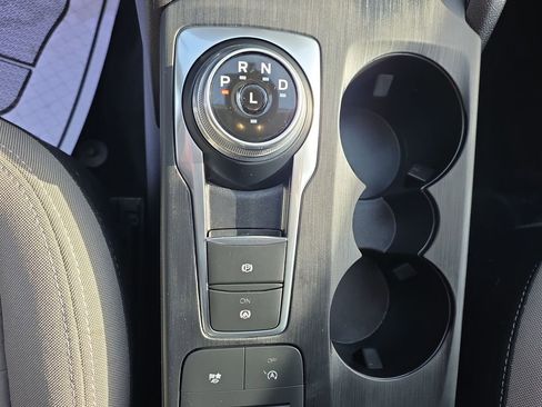 Used 2022 Ford Escape SE w/ Cold Weather Package image 27