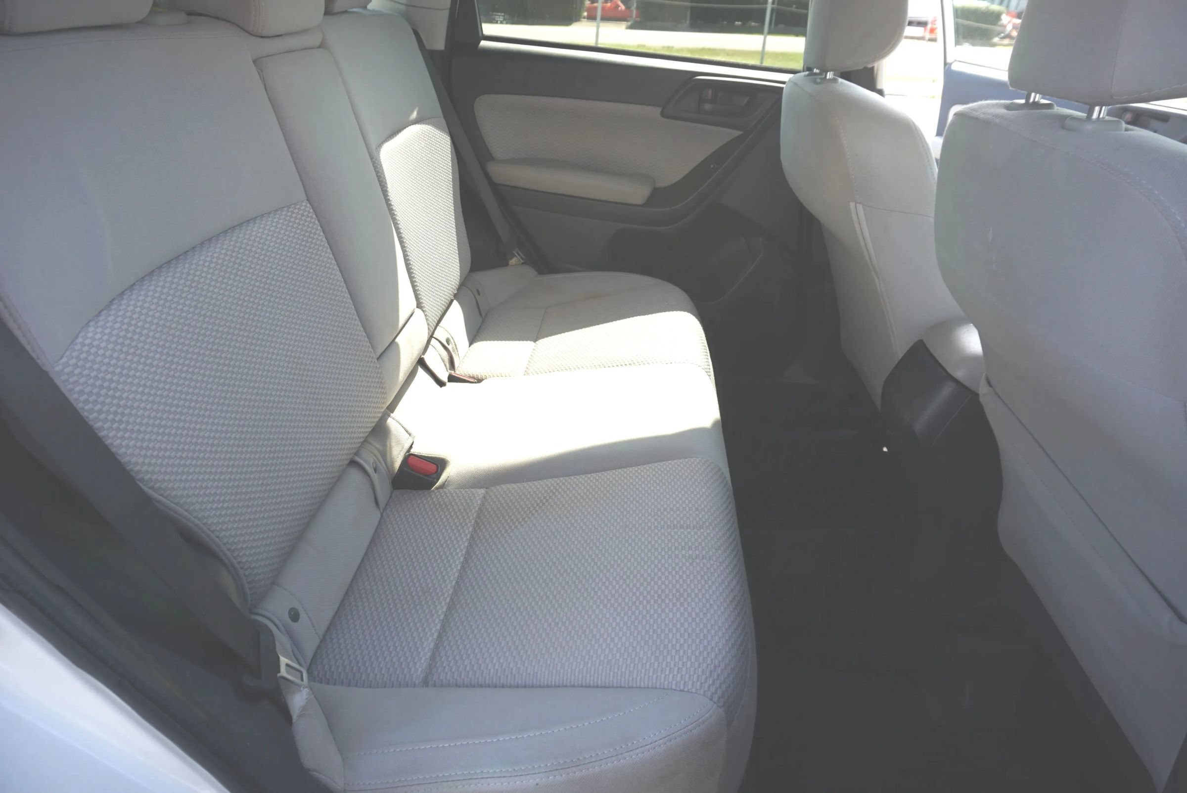 Used 2017 Subaru Forester 2.5i Premium AWD/4WD image 18