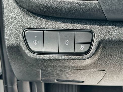 Certified 2024 Kia Seltos EX FWD image 10