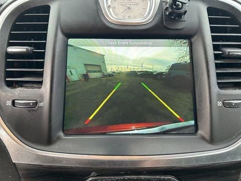 Used 2019 Chrysler 300 Touring w/ Sport Appearance Package image 26