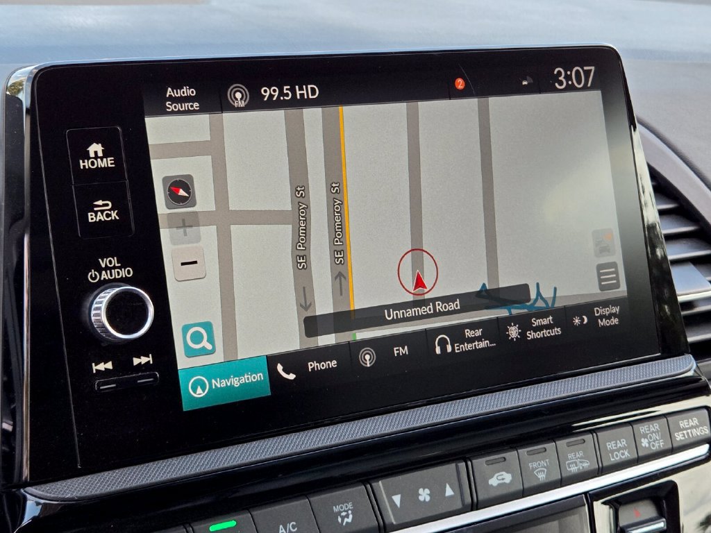Used 2025 Honda Odyssey Touring image 25