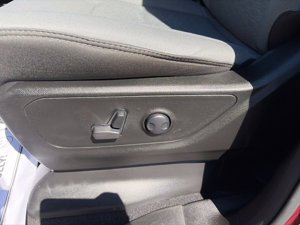 Used 2025 RAM 1500 Big Horn AWD/4WD image 12