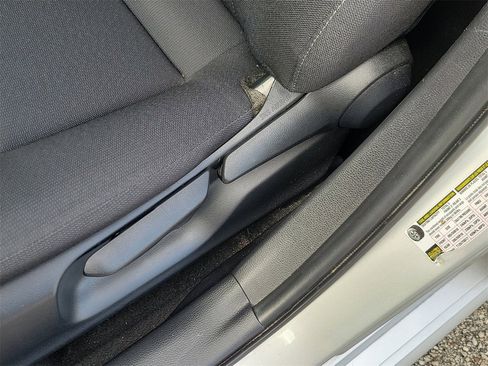 Used 2024 Toyota Corolla LE image 17