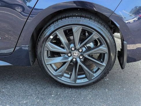 Certified 2025 Toyota Corolla SE w/ SE Premium Package FWD image 7