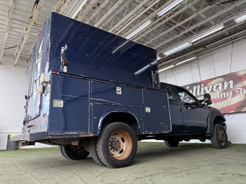 Used 2011 Ford F550 4x4 SuperCab Super Duty w/ PWR Equipment Group image 12