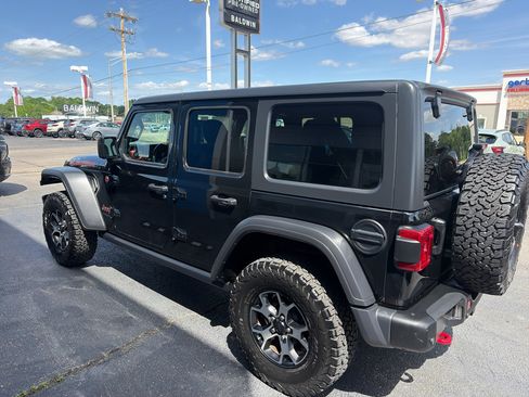 Used 2021 Jeep Wrangler Unlimited Rubicon AWD/4WD image 4
