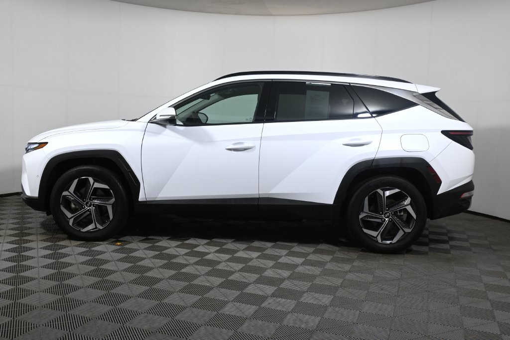 Used 2023 Hyundai Tucson Limited AWD/4WD image 2