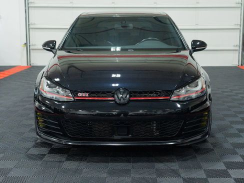 Used 2017 Volkswagen GTI Autobahn FWD image 2