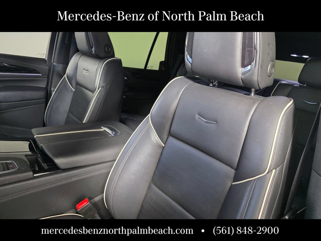 Used 2022 Cadillac Escalade Sport AWD/4WD image 11