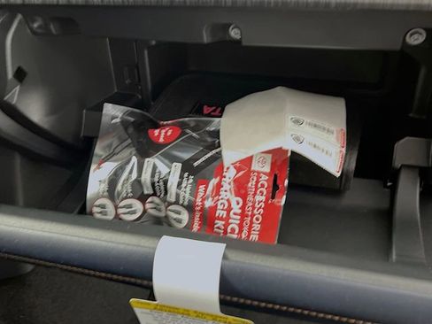 New 2026 Toyota 4Runner 4WD image 32