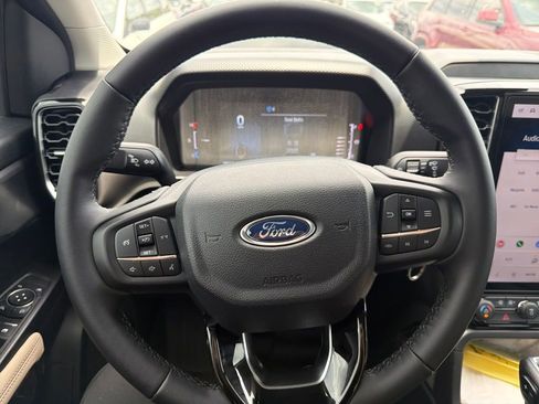 Used 2025 Ford Ranger XLT w/ Equipment Group 301A High RWD image 3