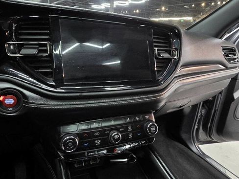 Used 2021 Dodge Durango SRT w/ Technology Group AWD/4WD image 24