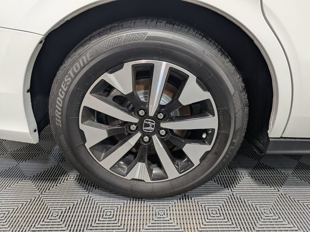 New 2026 Honda Odyssey EX-L image 10