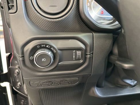 New 2026 Jeep Wrangler Unlimited Rubicon 392 w/ Quick Order Package 27X Moab AWD/4WD image 21