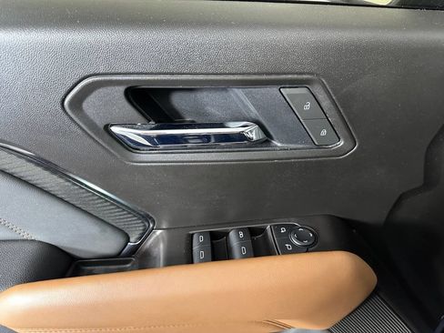 Used 2025 GMC Canyon AT4 AWD/4WD image 28