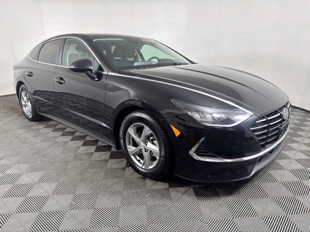 Used 2023 Hyundai Sonata SE w/ Preferred Accessory Package FWD image 1